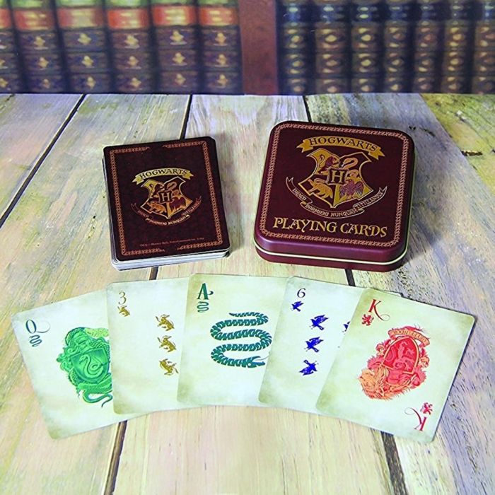 Hogwarts jogando cartas, o presente de Natal perfeito para os fãs de Harry Potter, idéias de presentes para os jovens