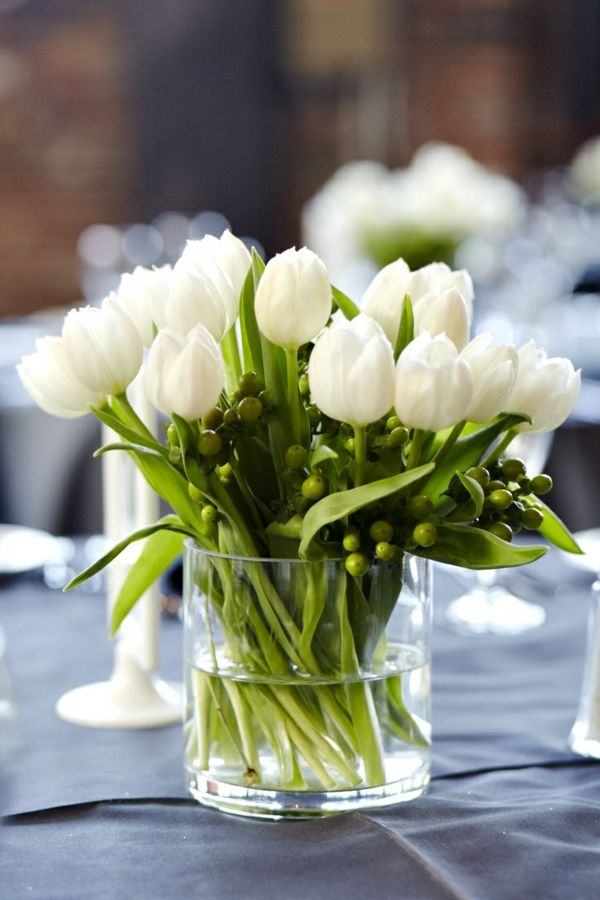 White-tulipaner våren dekorasjoner idé