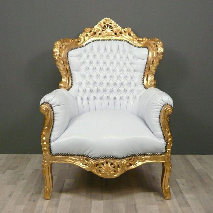 Poltrona de couro branco estilo barroco moldura dourada requintado elegante