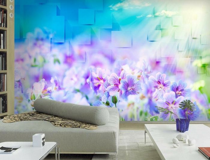 Nástenné prevedenie v obývacej izbe s 3-D tapetami s kvetinovými motívmi, zlúčenými farbami