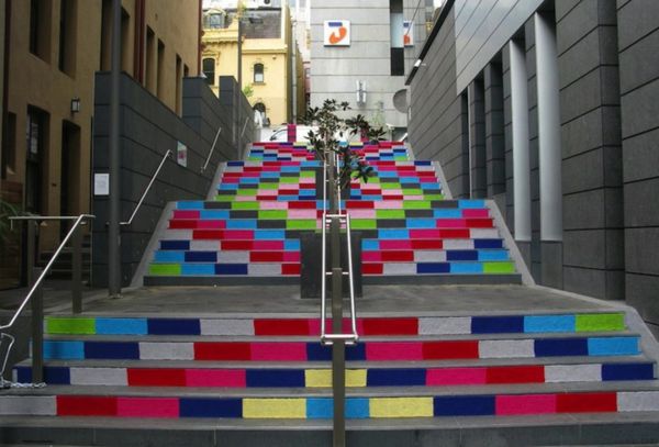 wunderbareStraßenart-kreativt utformade trappor