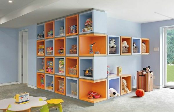 underbart Nursery Bookshelf