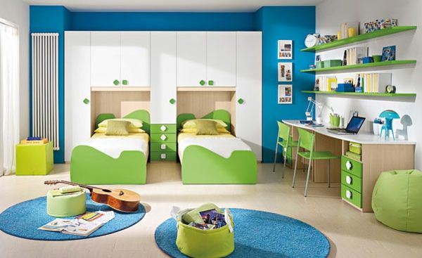 wundersbare Nursery designidéer grön och blå kombination