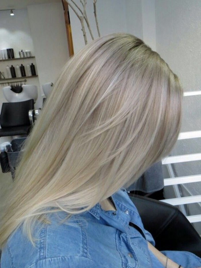 lepo, moderno-kul barve las hudiča-blond-barvni