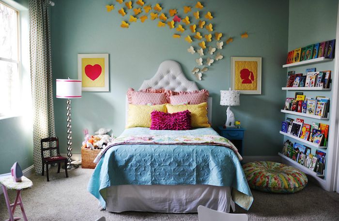 rum idéer idéer grön vägg design med dekorativa vita och gula fjärilar av papper vägg bilder med hjärta och tjej figur vackert rum