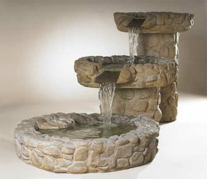rom fontene-med-foss-Unique-attraktive design