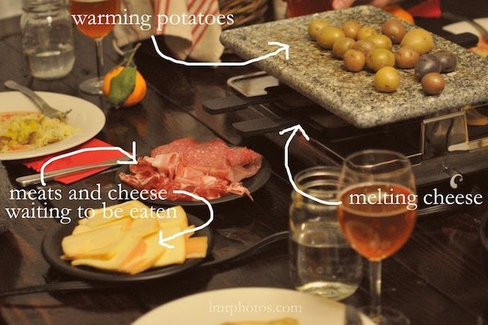 raclette malzemeleri fikirler peynir etli patates şarap gül şarabı İsviçre peyniri