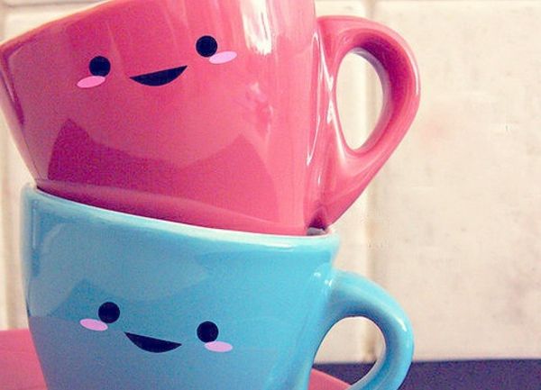 Dviejų gražus puodelio-mėlyna rožinė idėjos